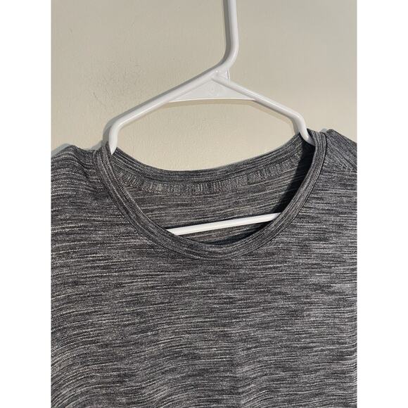 Lululemon Shirt Metal Vent Tech Mens Medium Heather Gray Active Performance - Picture 2 of 7